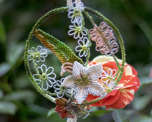 Анна Краузе кулон с цветами